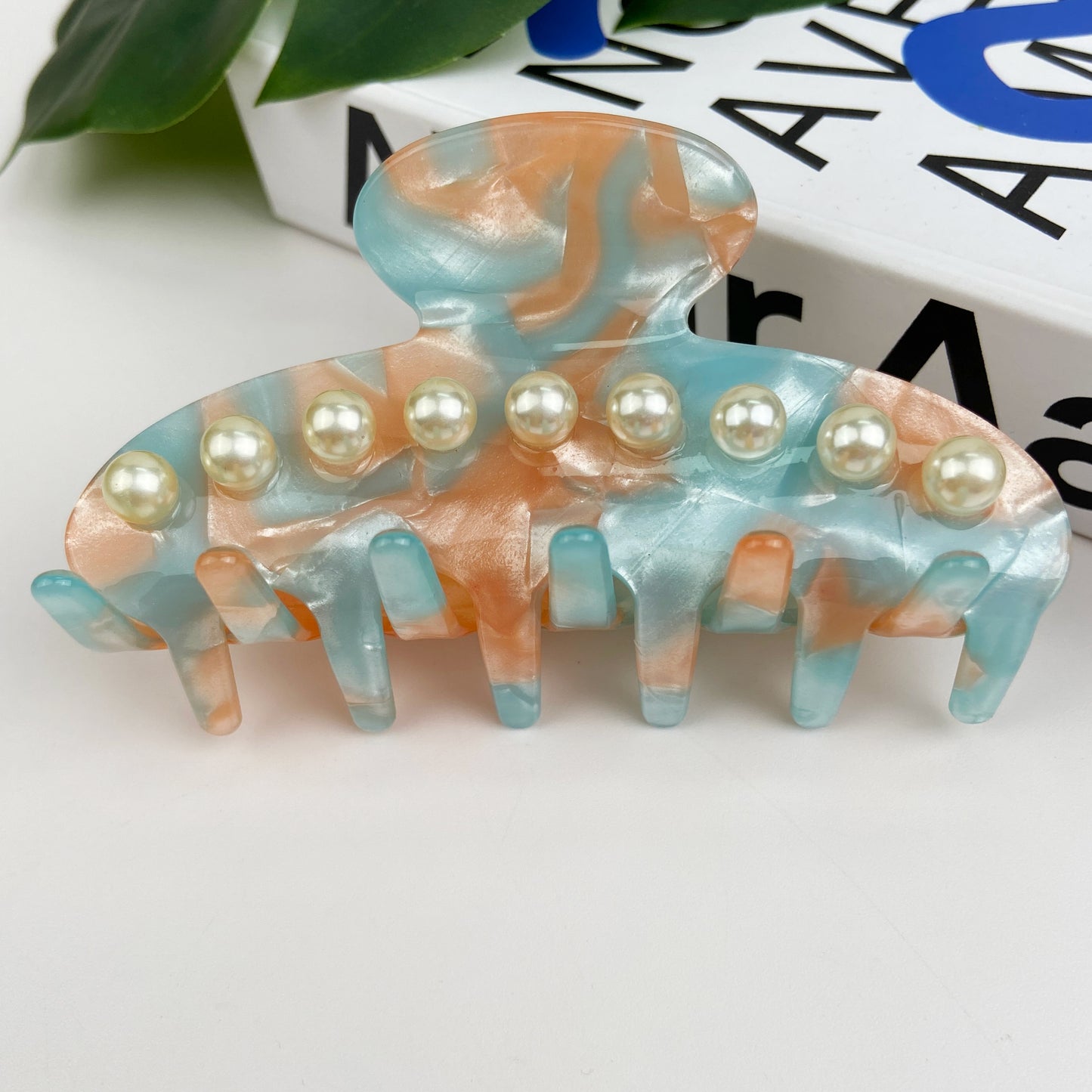 Simple Elegant Pearl Hair Clip