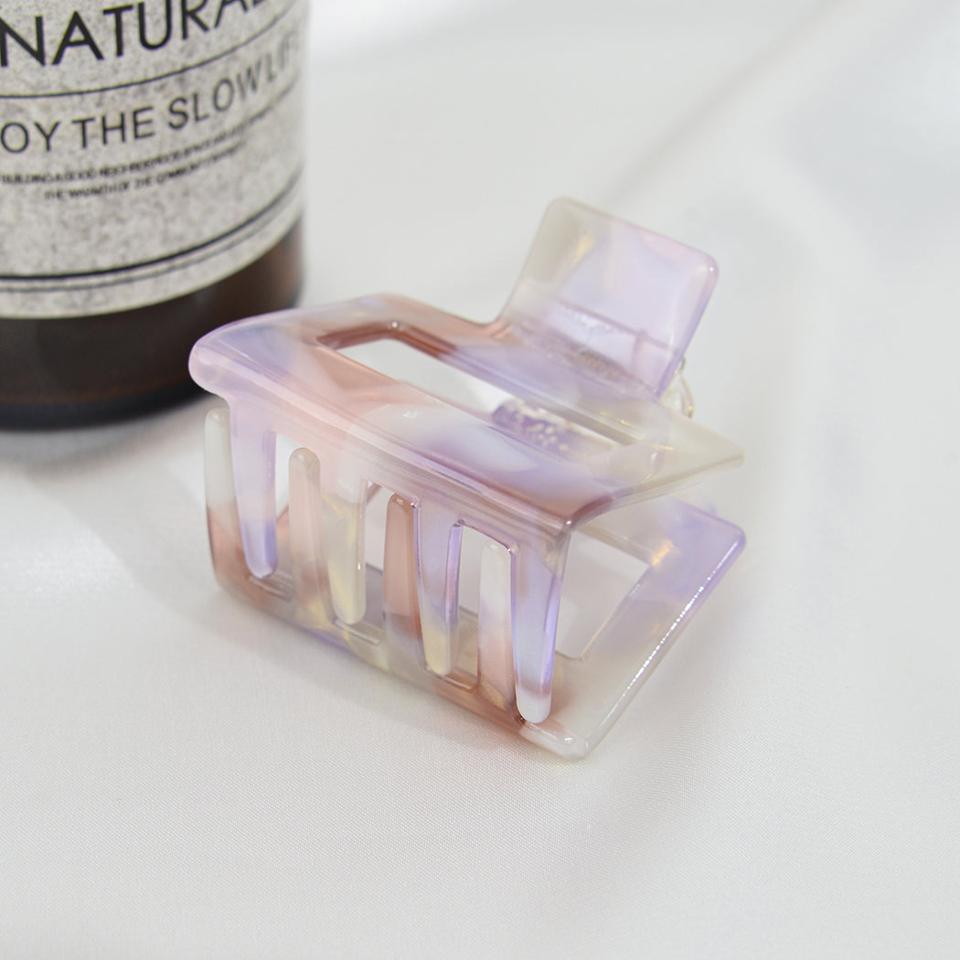 Simple Geometric Updo Hair Claw