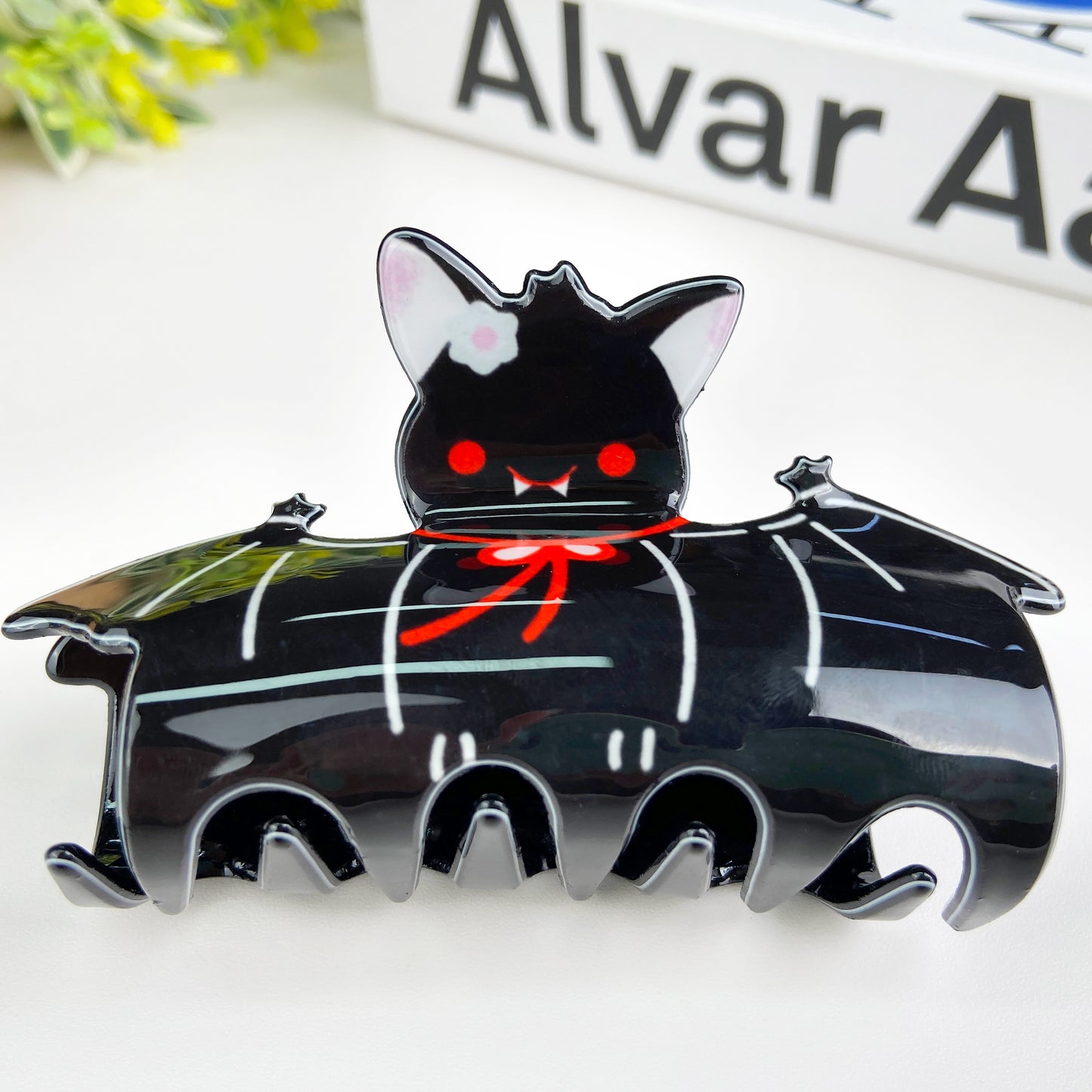 Dark Style Glitter Bat Hair Claw