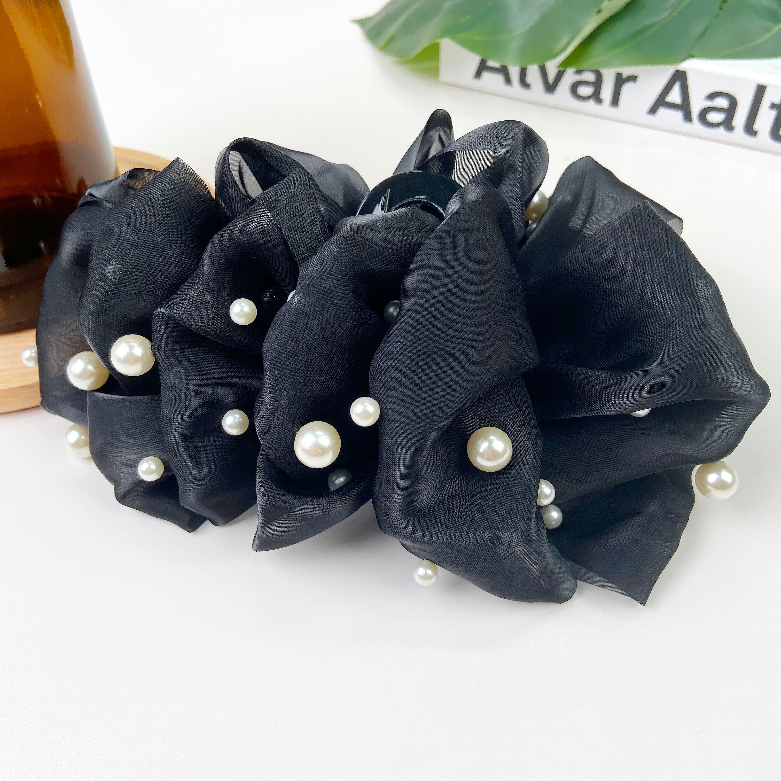 Cloud Sequin Seersucker Hair Clip