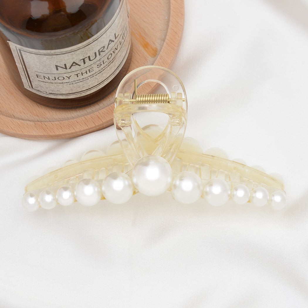 Pearl Hair Claw Clip