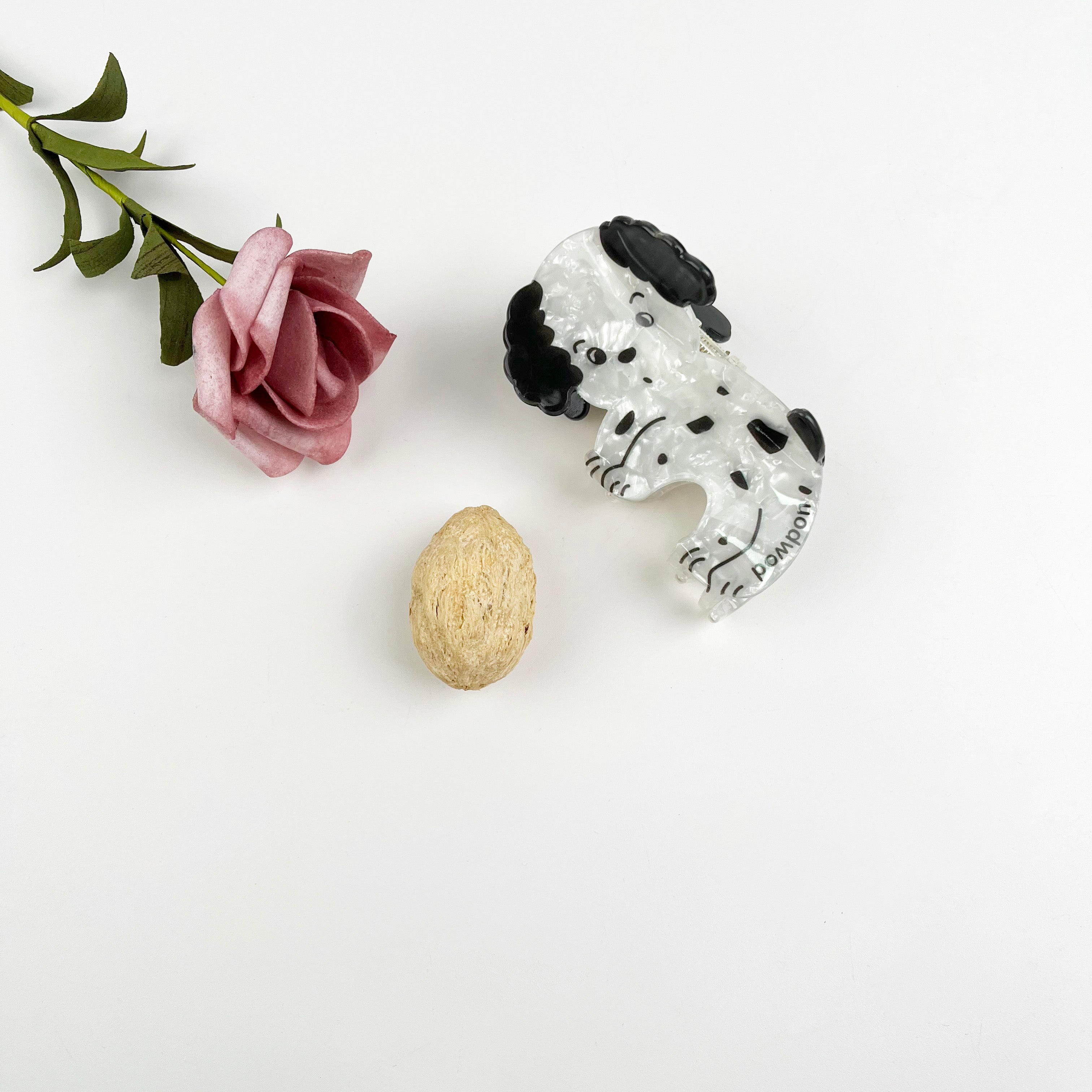 Cute spotted puppy cute hair claw clip
