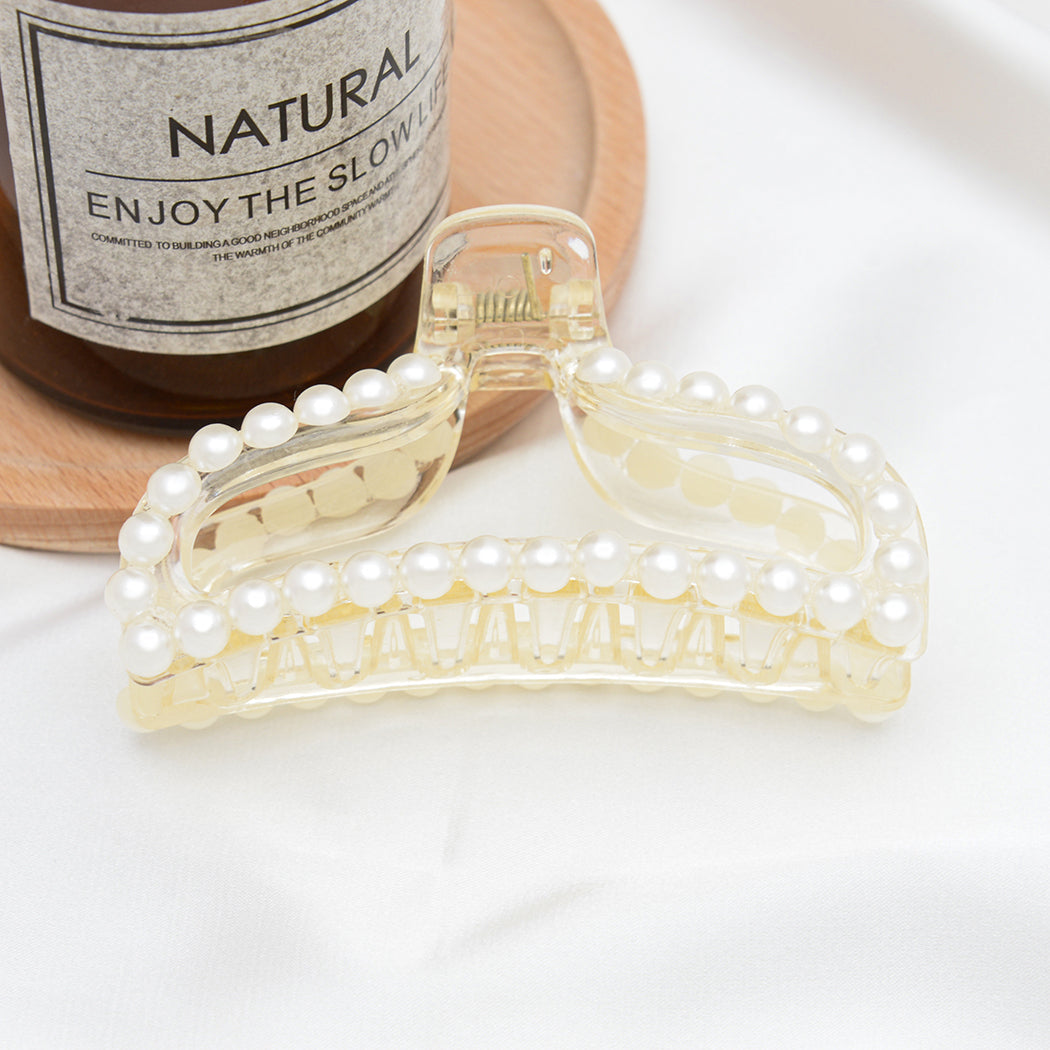 Pearl Hair Claw Clip