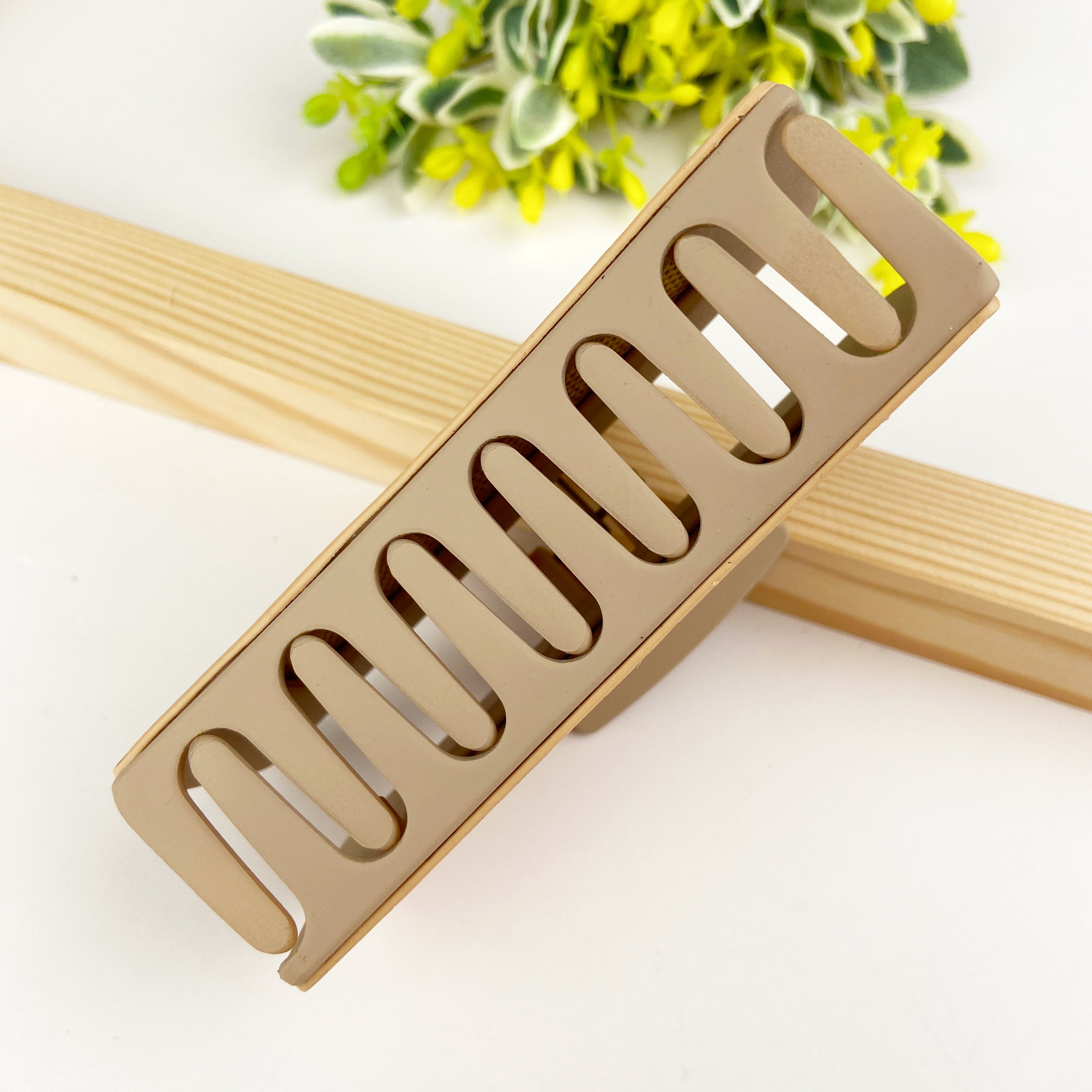 Retro PU simple hair clip for women