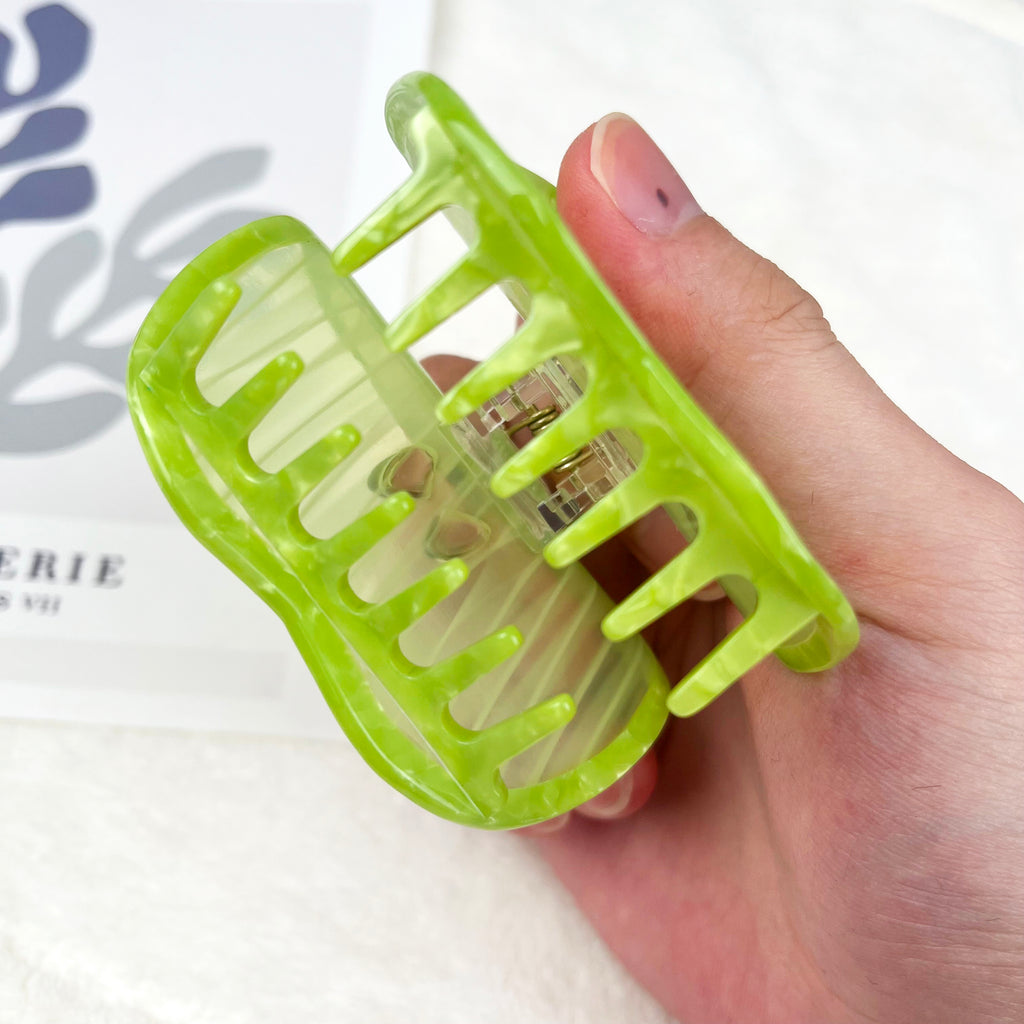 green apple hair claw clip
