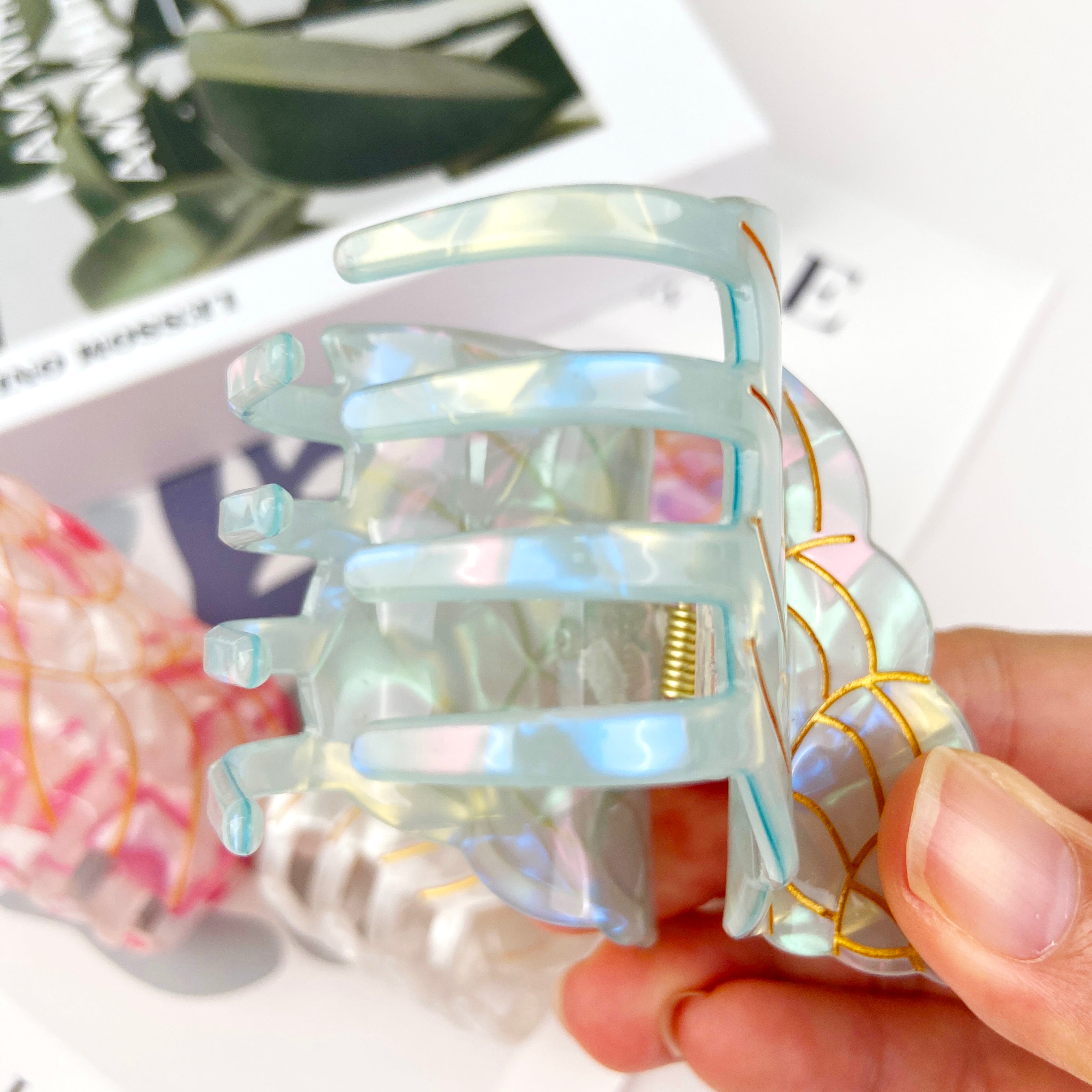 Conch hair claw cilp