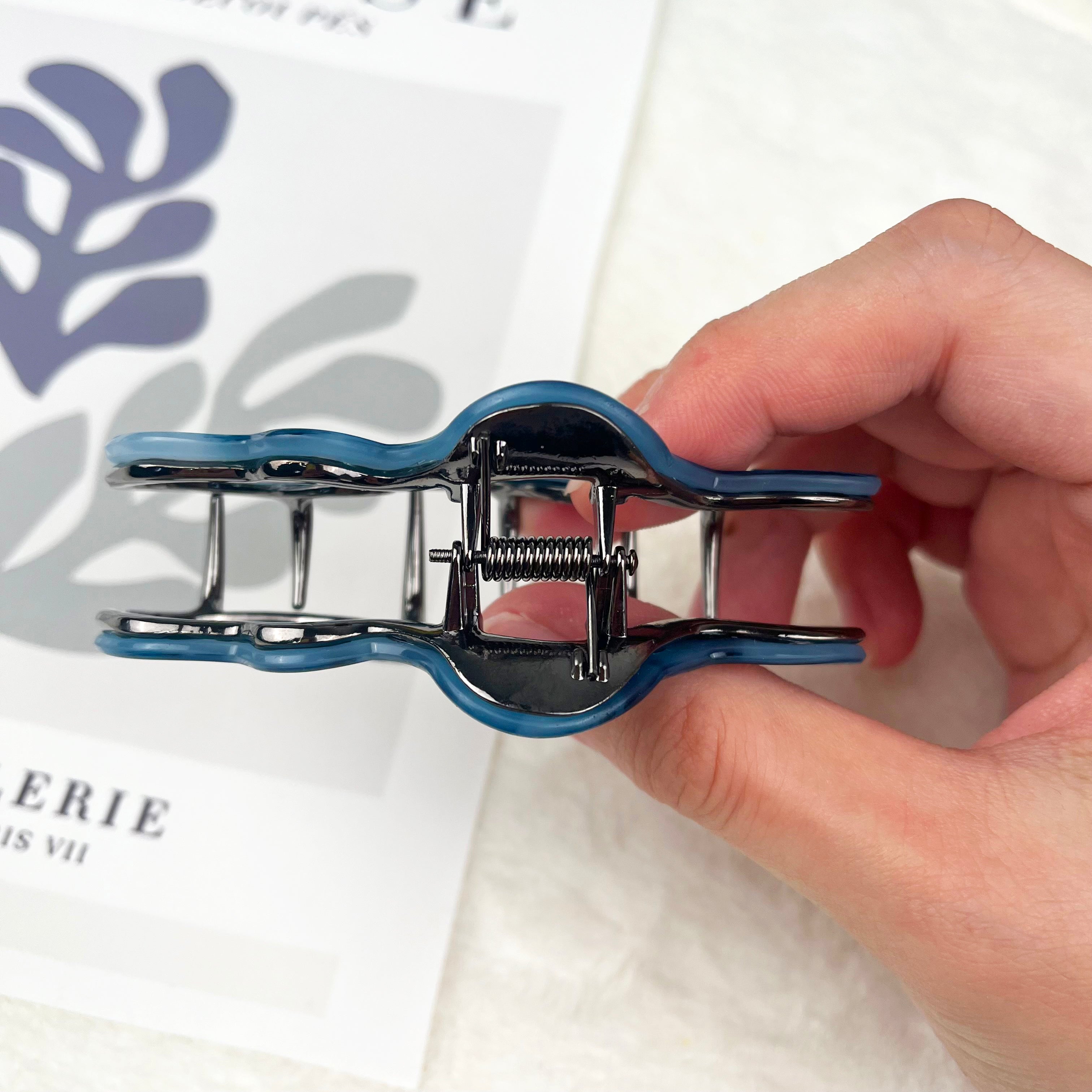 Acetate metal cloud hair claw clip