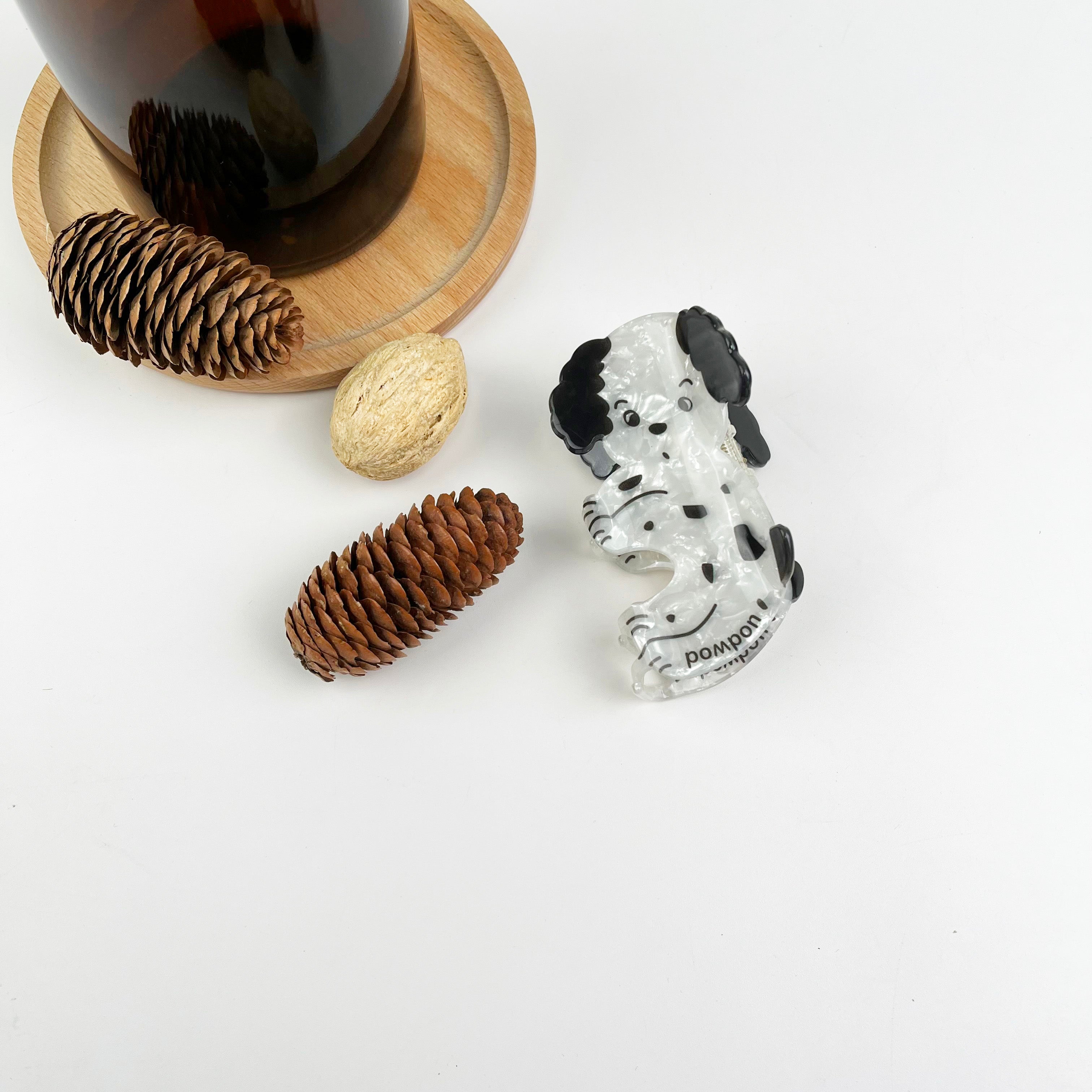 Cute spotted puppy cute hair claw clip