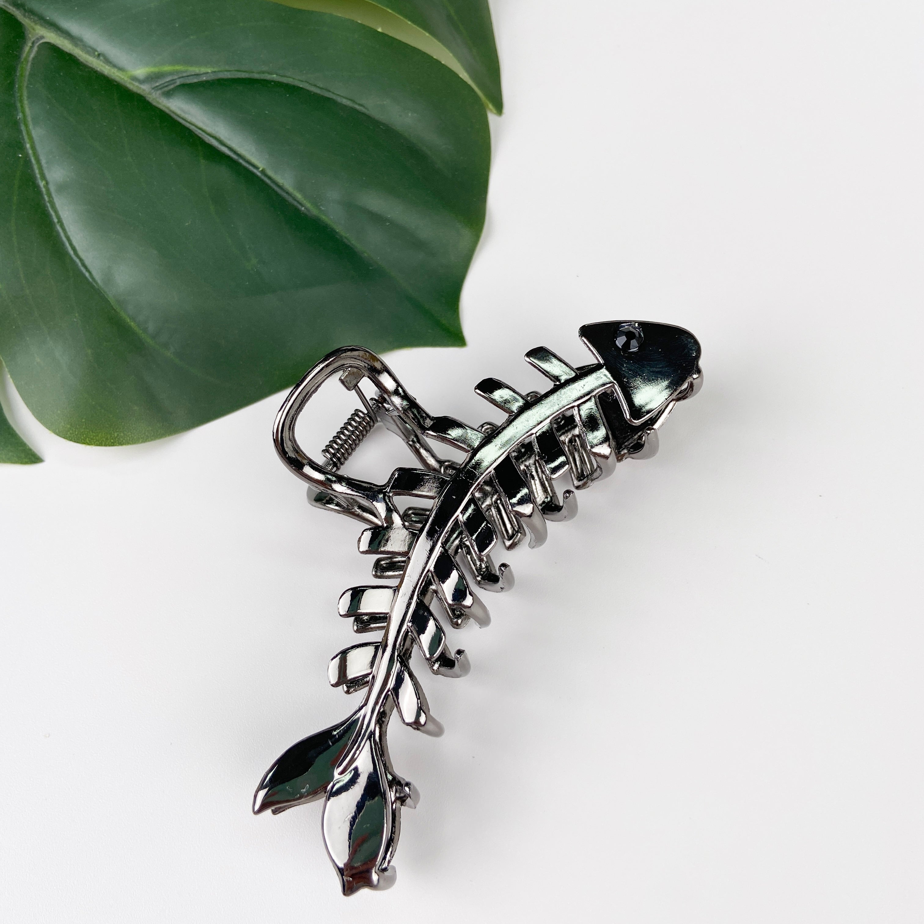 Metal Fishbone Grip High-Grade Temperament