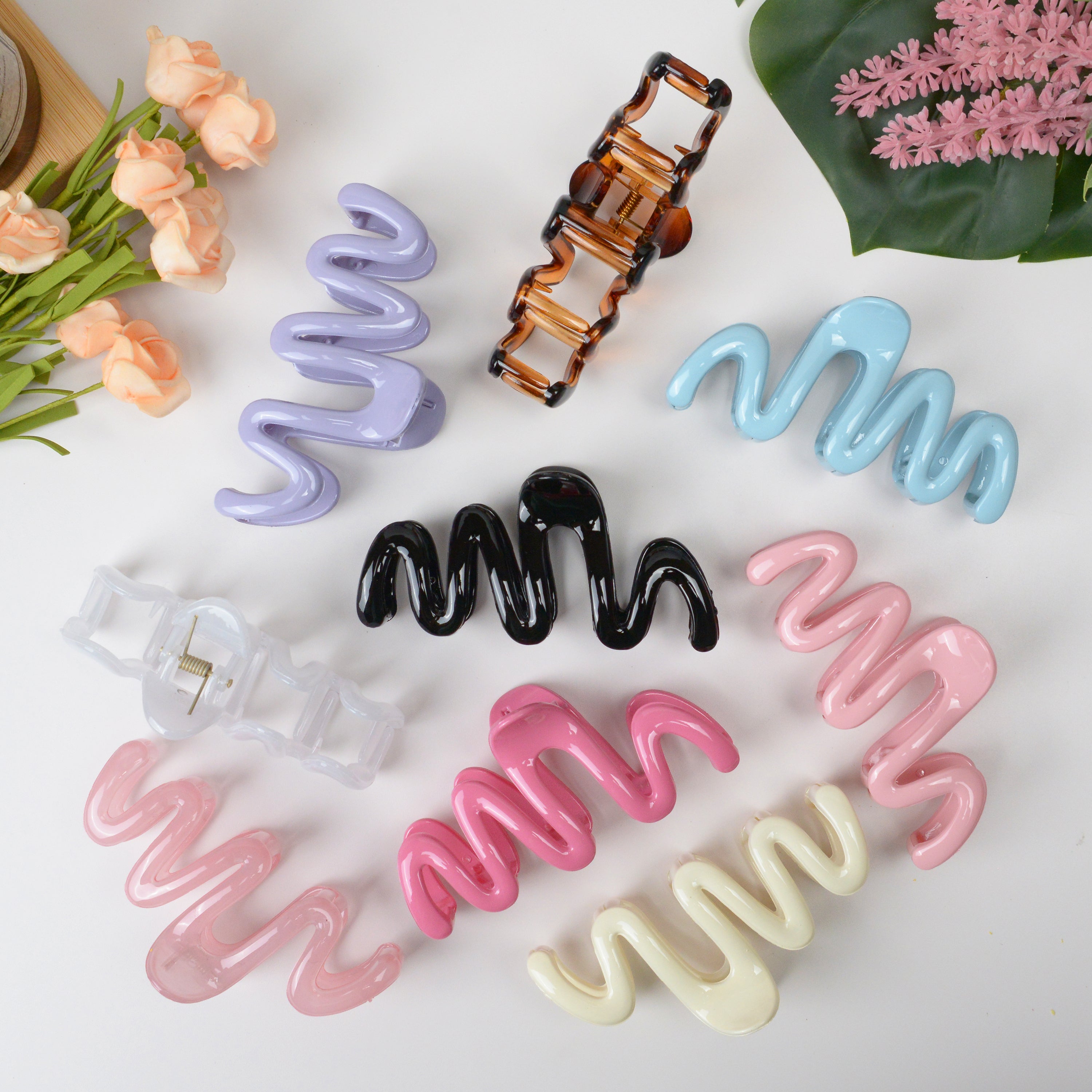 Jelly-colored wavy hair gripper
