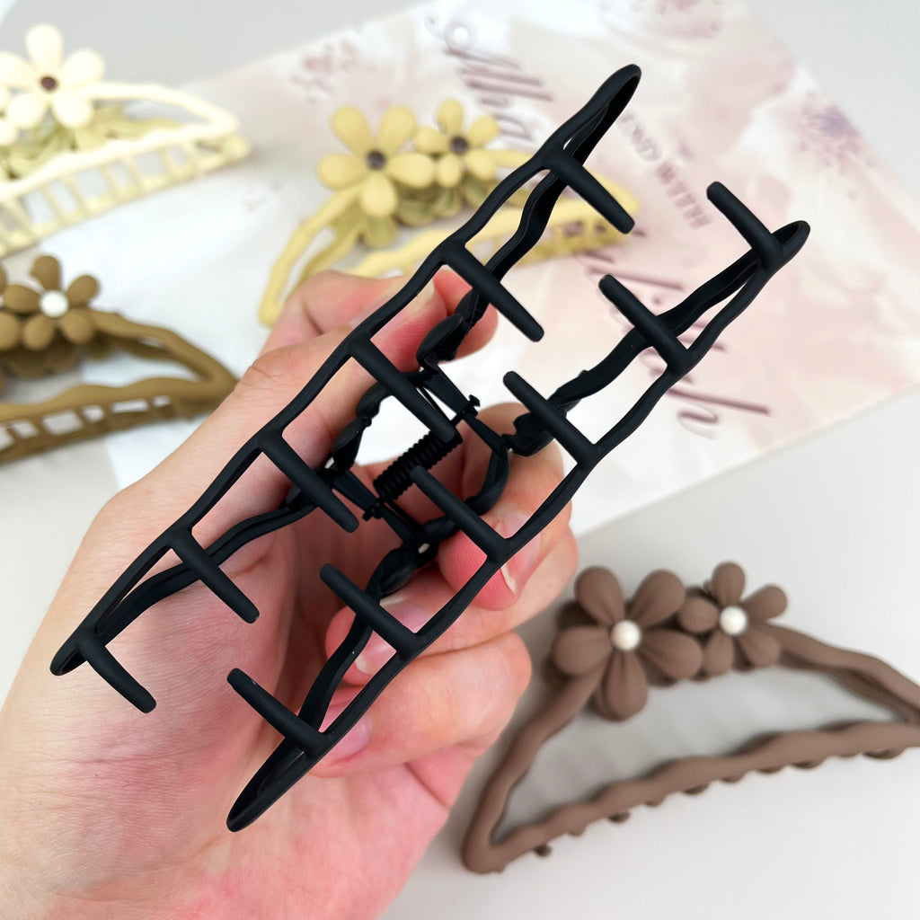 Semi-circle flower hair clips metal claw clip