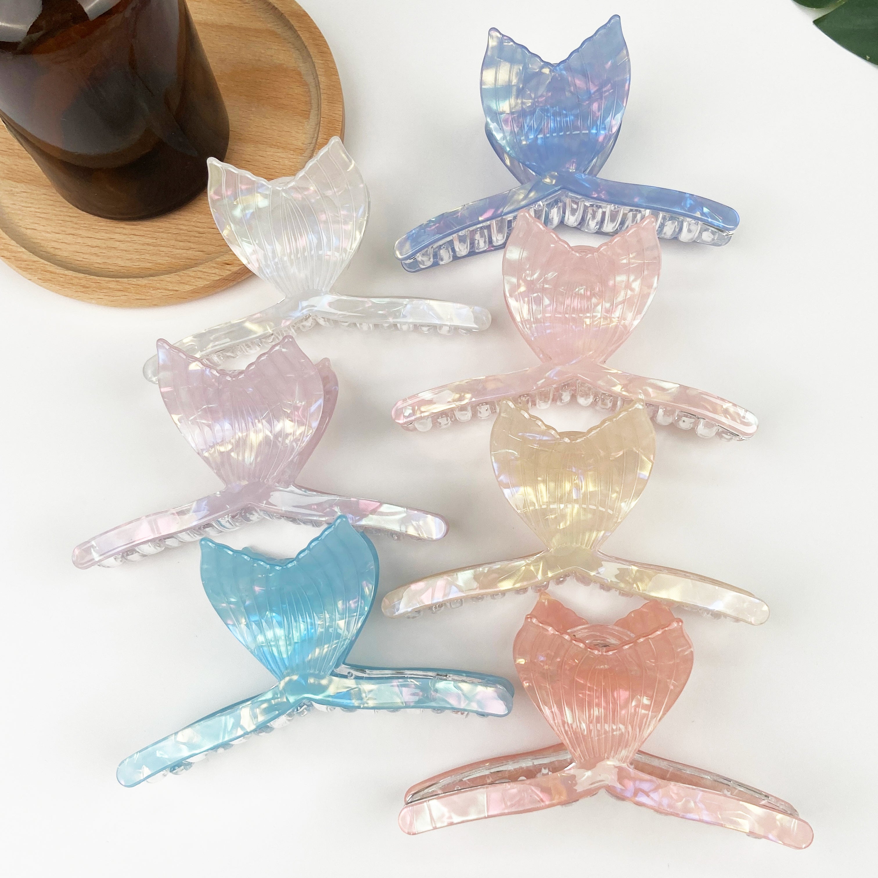 Acetic Acid Shark Clip Updo Hair Accessories