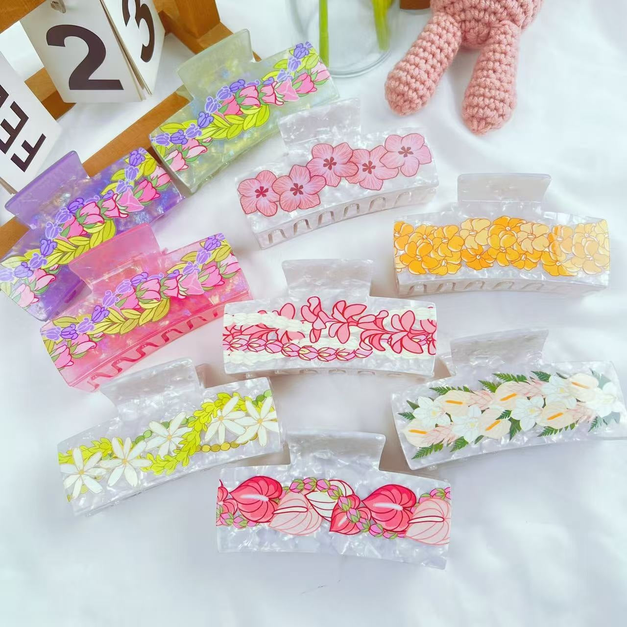 Chain Flower Acetate Grip Large Square Clip Back Head Shark Clip