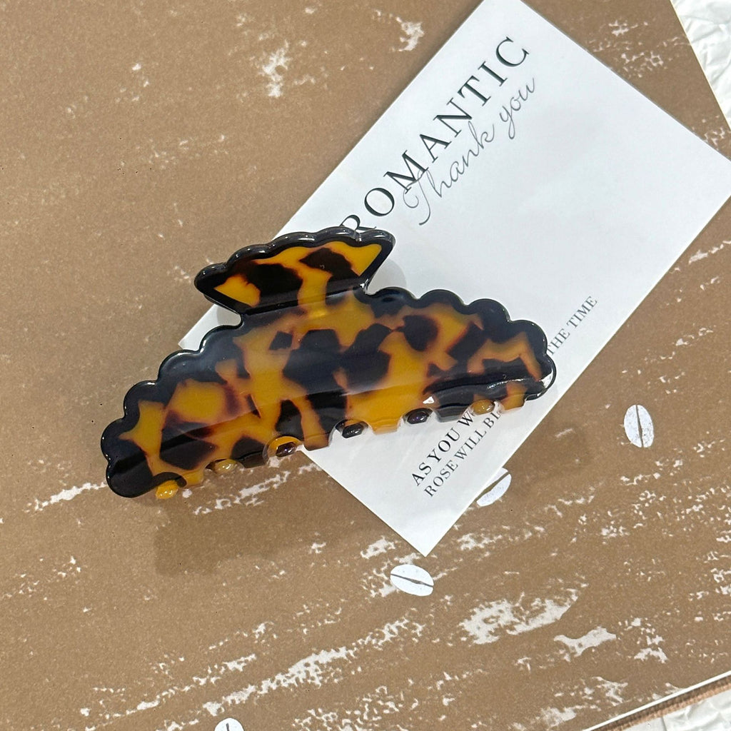 Blue-and-White Porcelain Style Claw Clip — Tie-Dye Speckled Pattern, Ideal for Updos