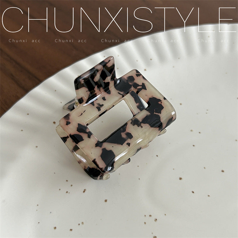 Square Grip Updo Shark Hair