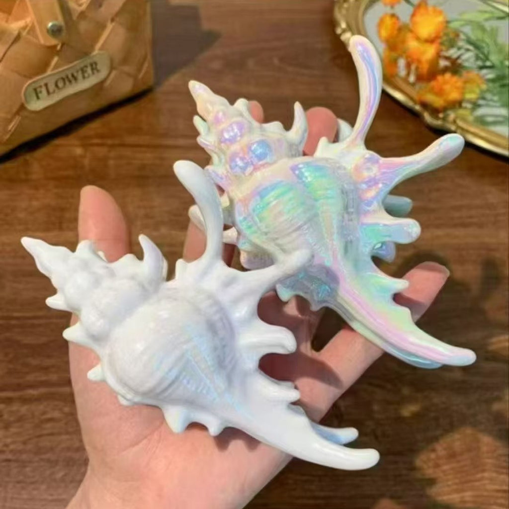 Conch Grip Holiday Beach Style Shark Clip
