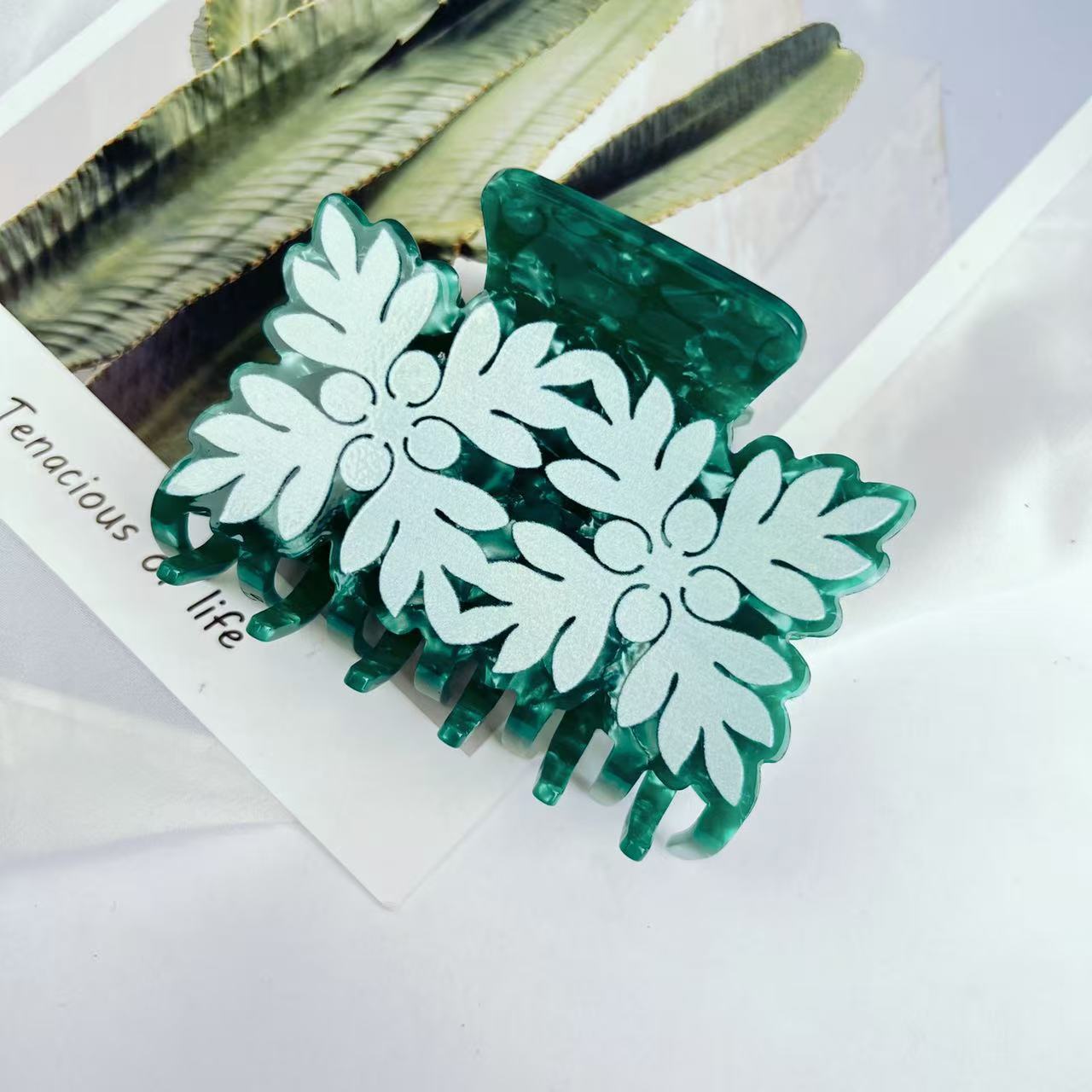 Flower Square Acetate Grip Printing Medium Brush Shark Clip