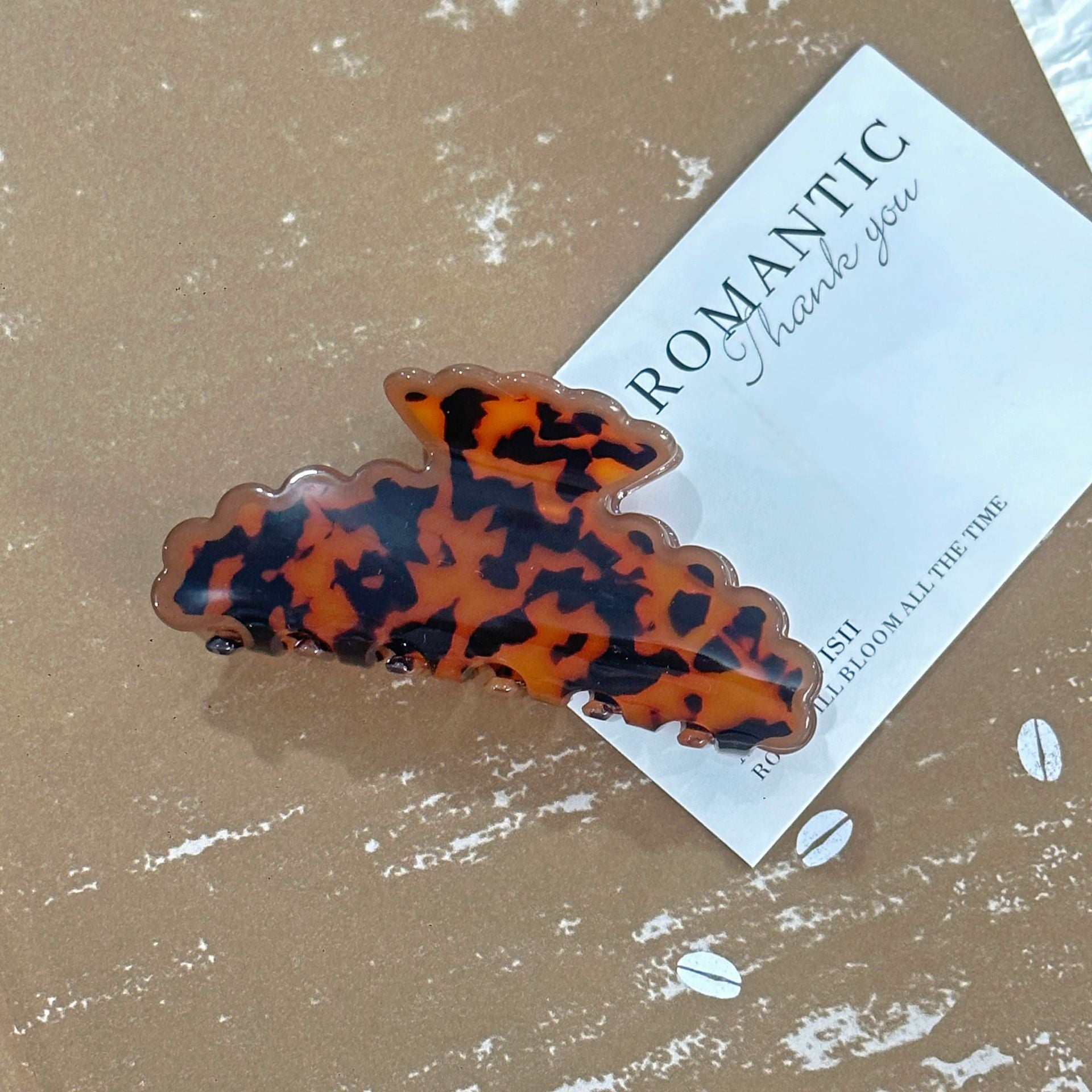 Blue-and-White Porcelain Style Claw Clip — Tie-Dye Speckled Pattern, Ideal for Updos