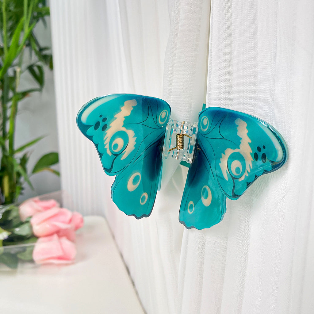 Butterfly Grip Updo Shark Clip