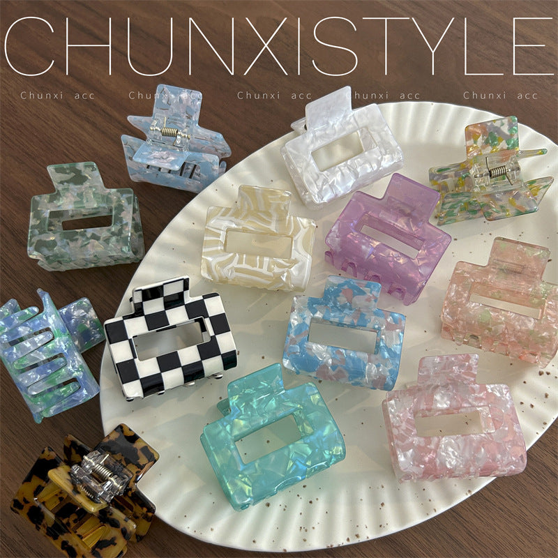 Square Grip Updo Shark Hair