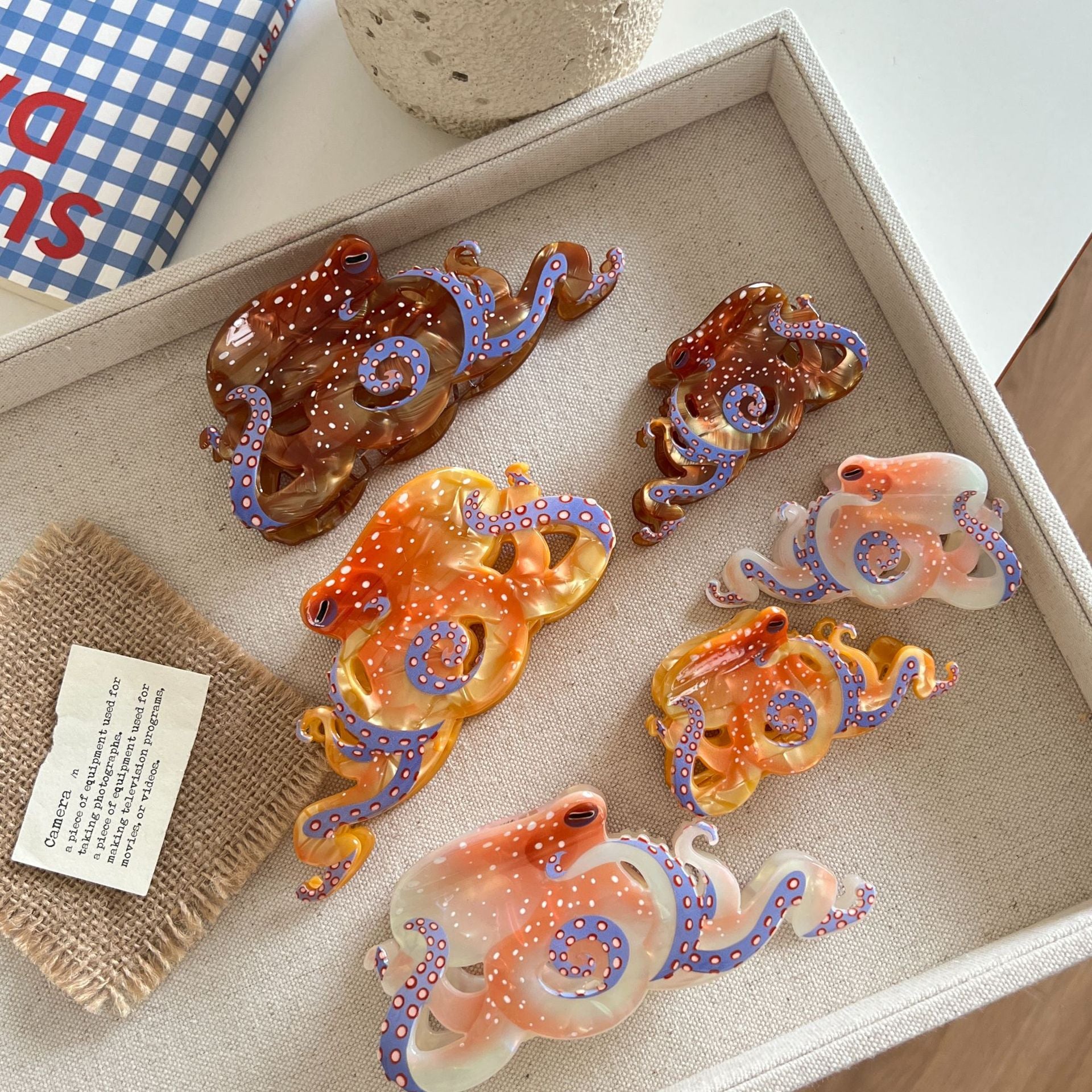 Octopus Grip Ocean Updo Shark Clip