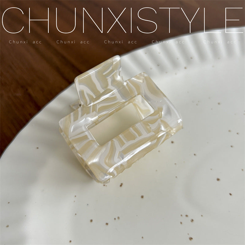 Square Grip Updo Shark Hair