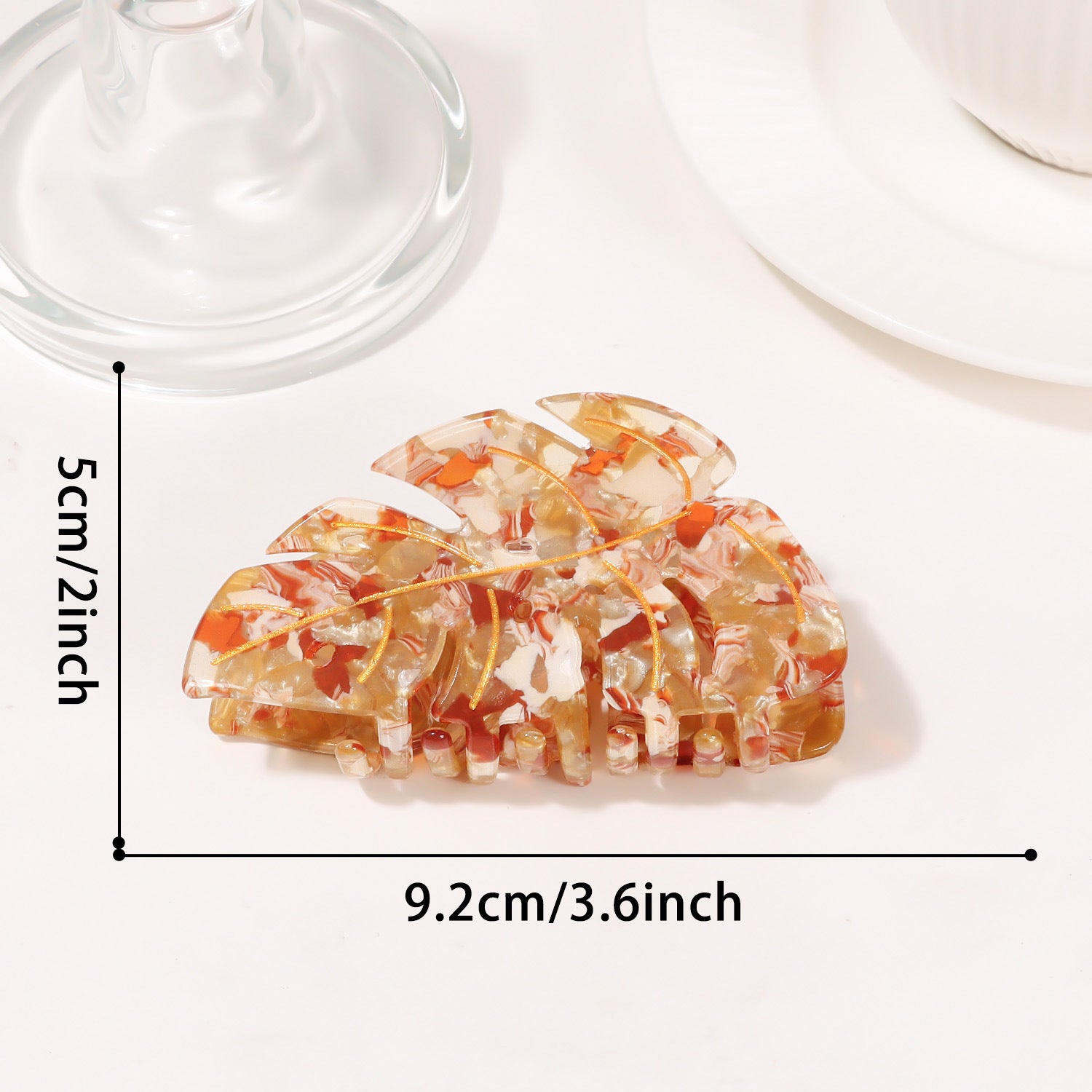 Leaves Grip PVC Updo Shark Clip