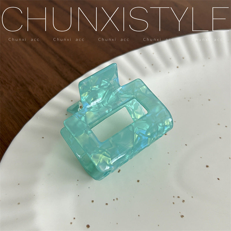 Square Grip Updo Shark Hair