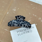 Blue-and-White Porcelain Style Claw Clip — Tie-Dye Speckled Pattern, Ideal for Updos