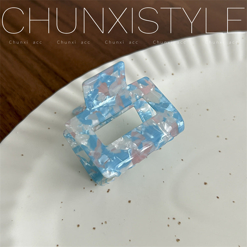 Square Grip Updo Shark Hair