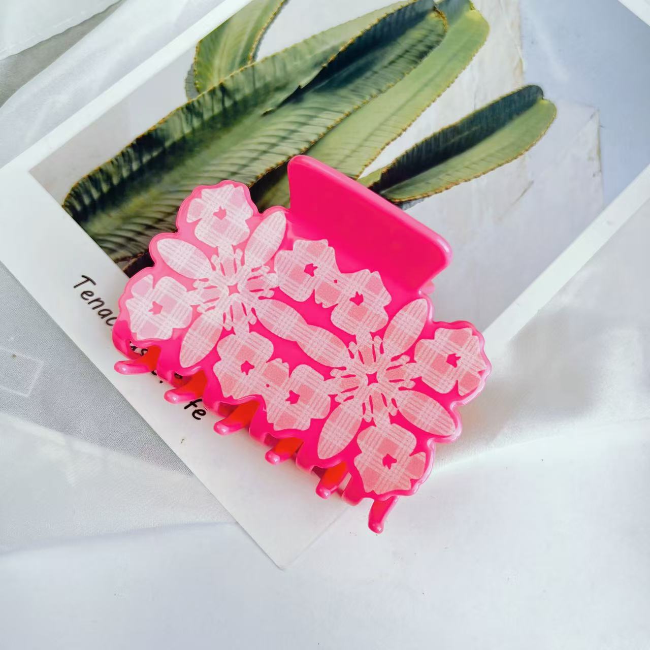 Flower Square Acetate Grip Printing Medium Brush Shark Clip
