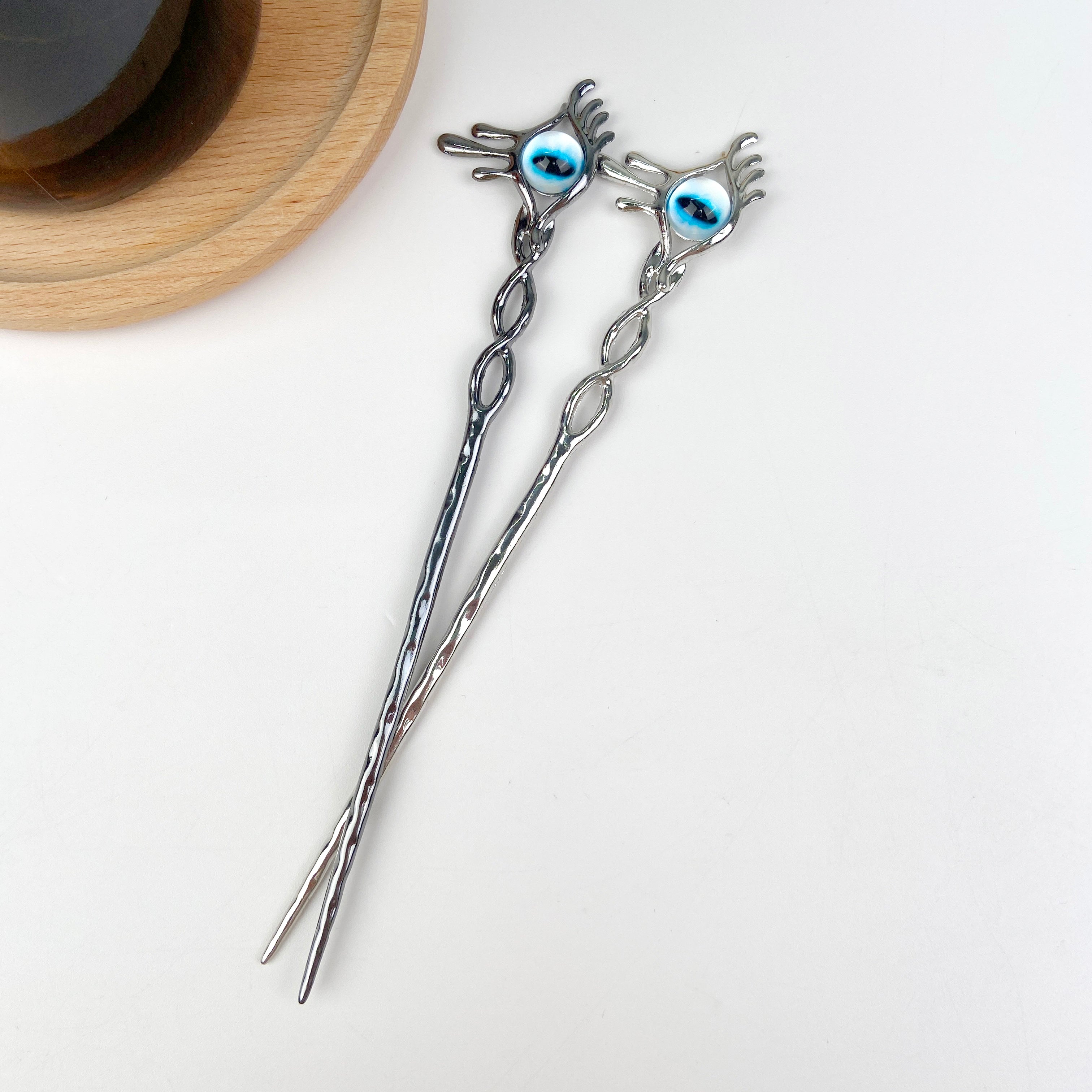 Devil's Eye Metal Hairpin Silver