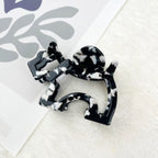 Cute puppy hollow hair claw clip