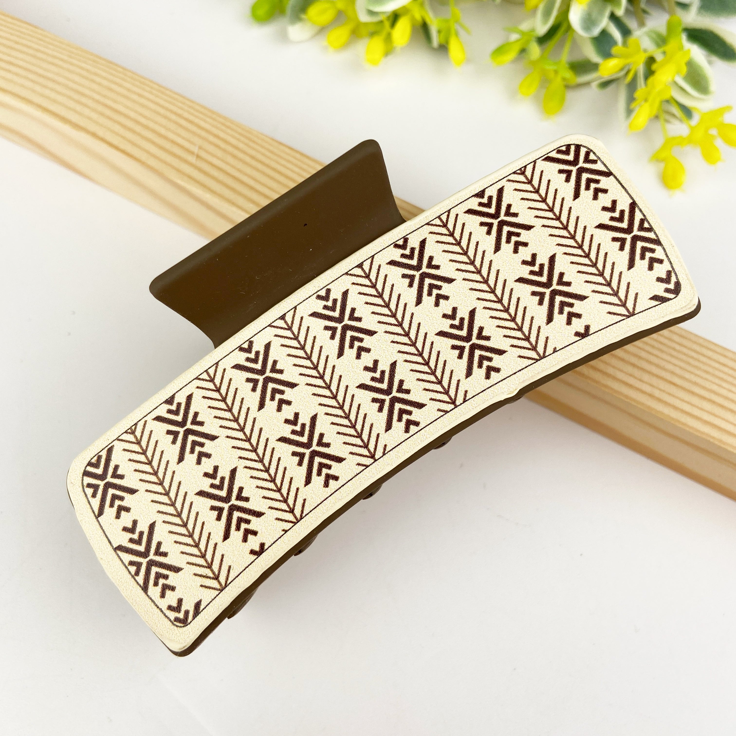 Retro PU simple hair clip for women