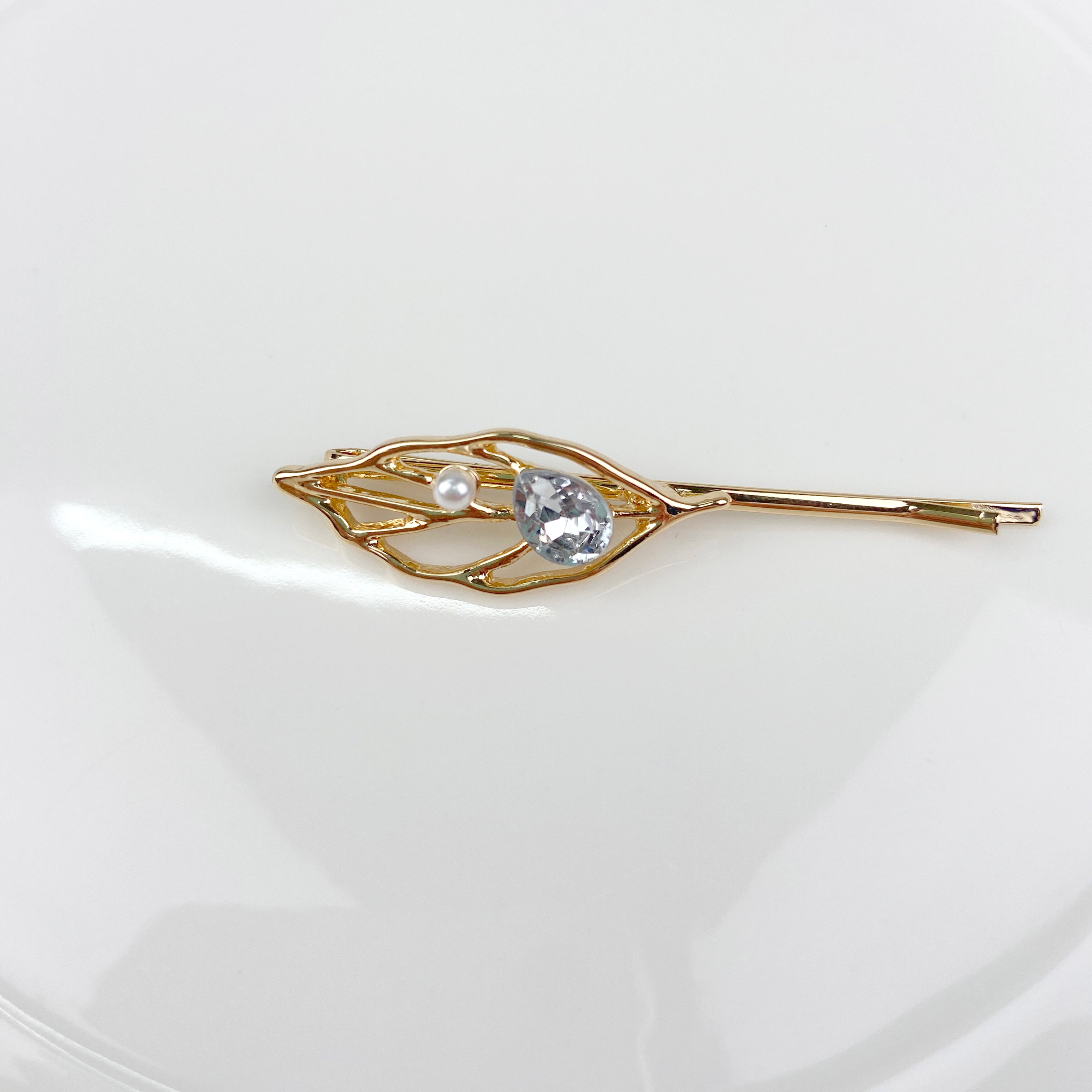 Leaf vintage metal hair clips