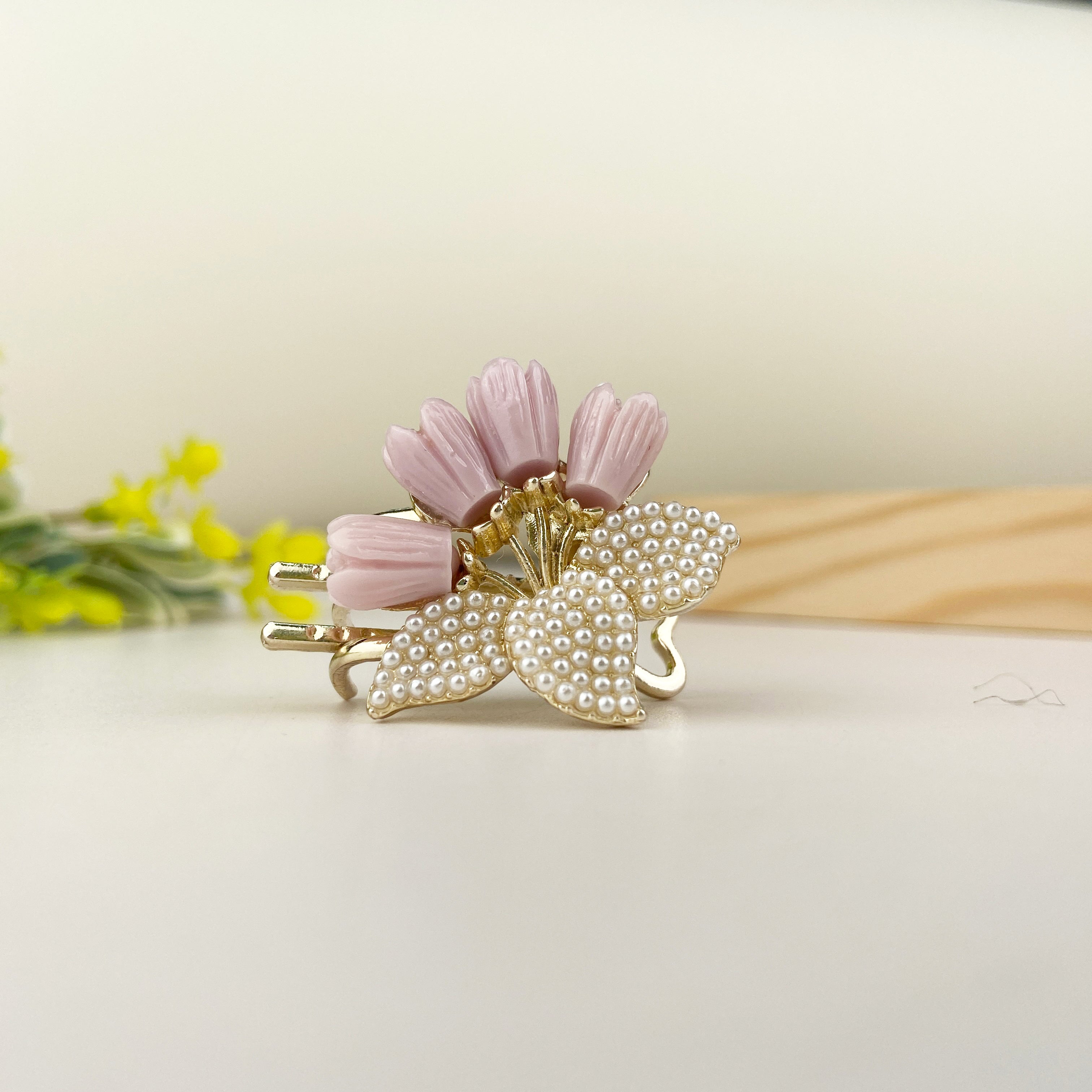 Pearl Flower Hair Clip