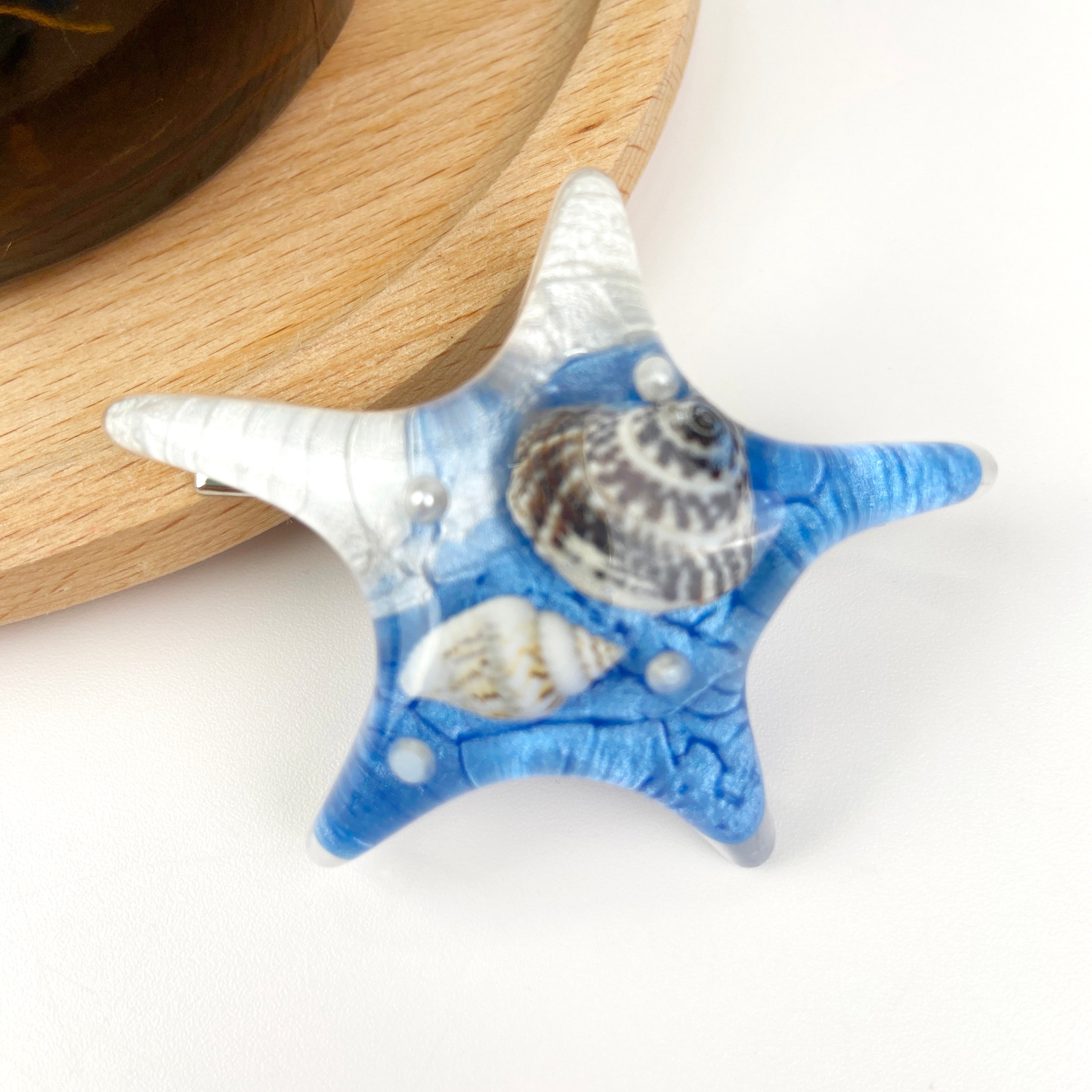 Blue conch hair clips animal bangs duckbill clip