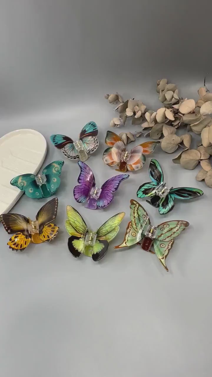 Butterfly Grip Updo Shark Clip
